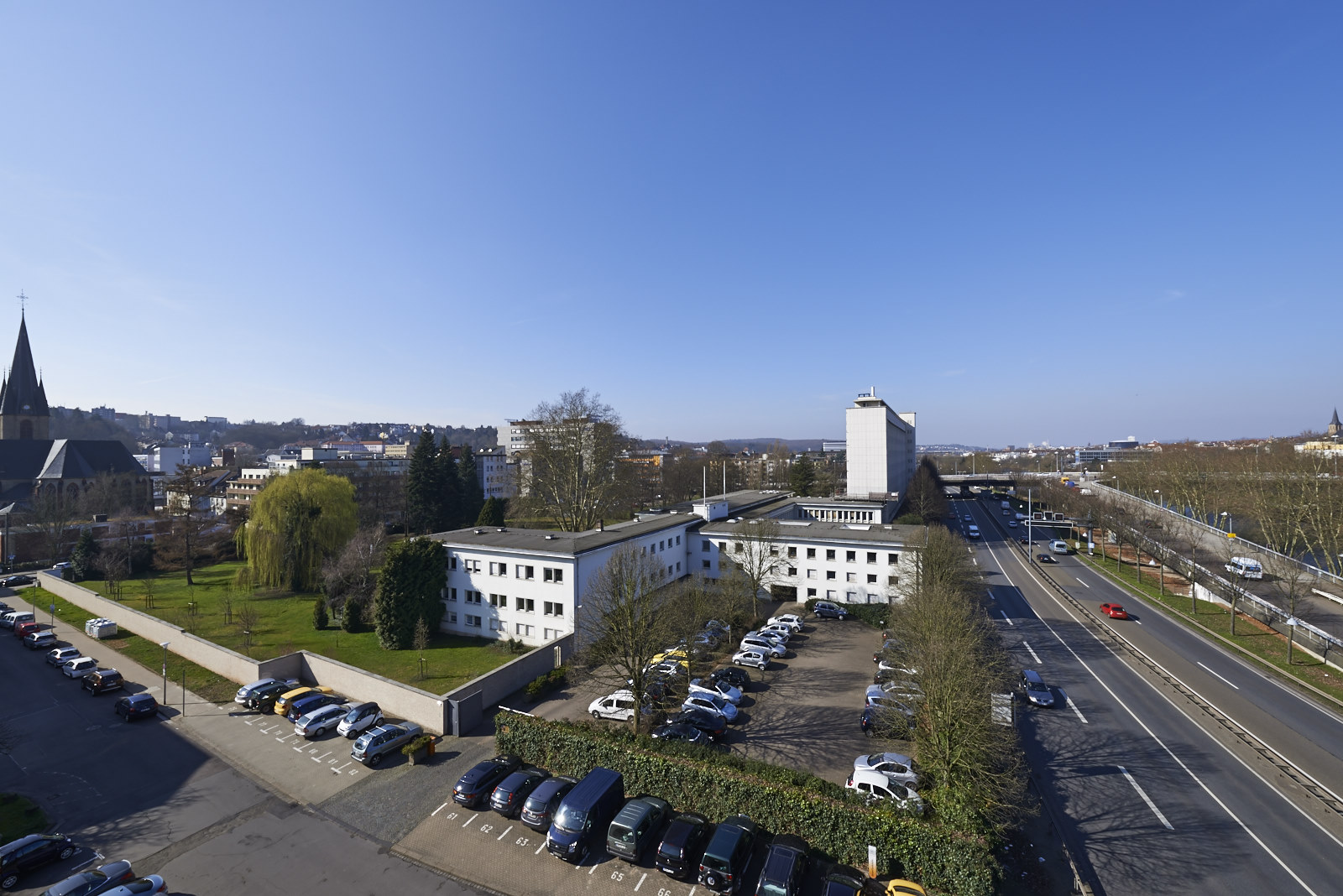 Foto-Dokumentation der ehemaligen Französischen Botschaft in Saarbrücken, Saarbrücken, Saarland — Ansicht 2