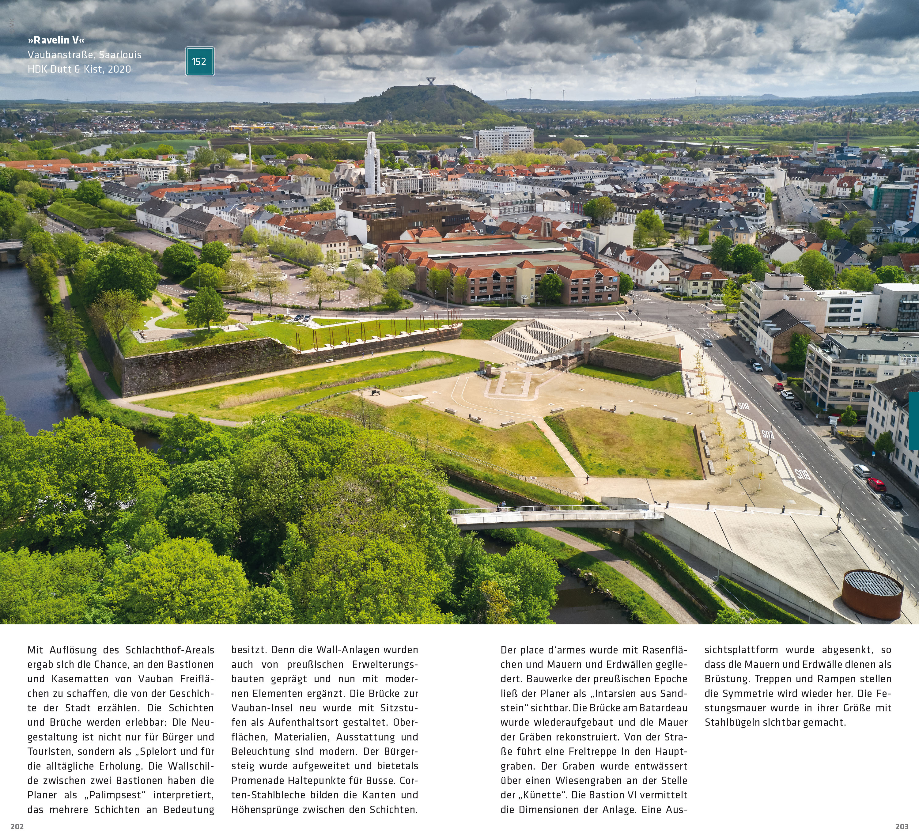 Architekturführer Saarland: aktualisierte und erweiterte Neuausgabe, 2024 — Doppelseite aus dem Architekturführer Saarland: »Ravelin V« in Saarlouis von HDK Dutt & Kist