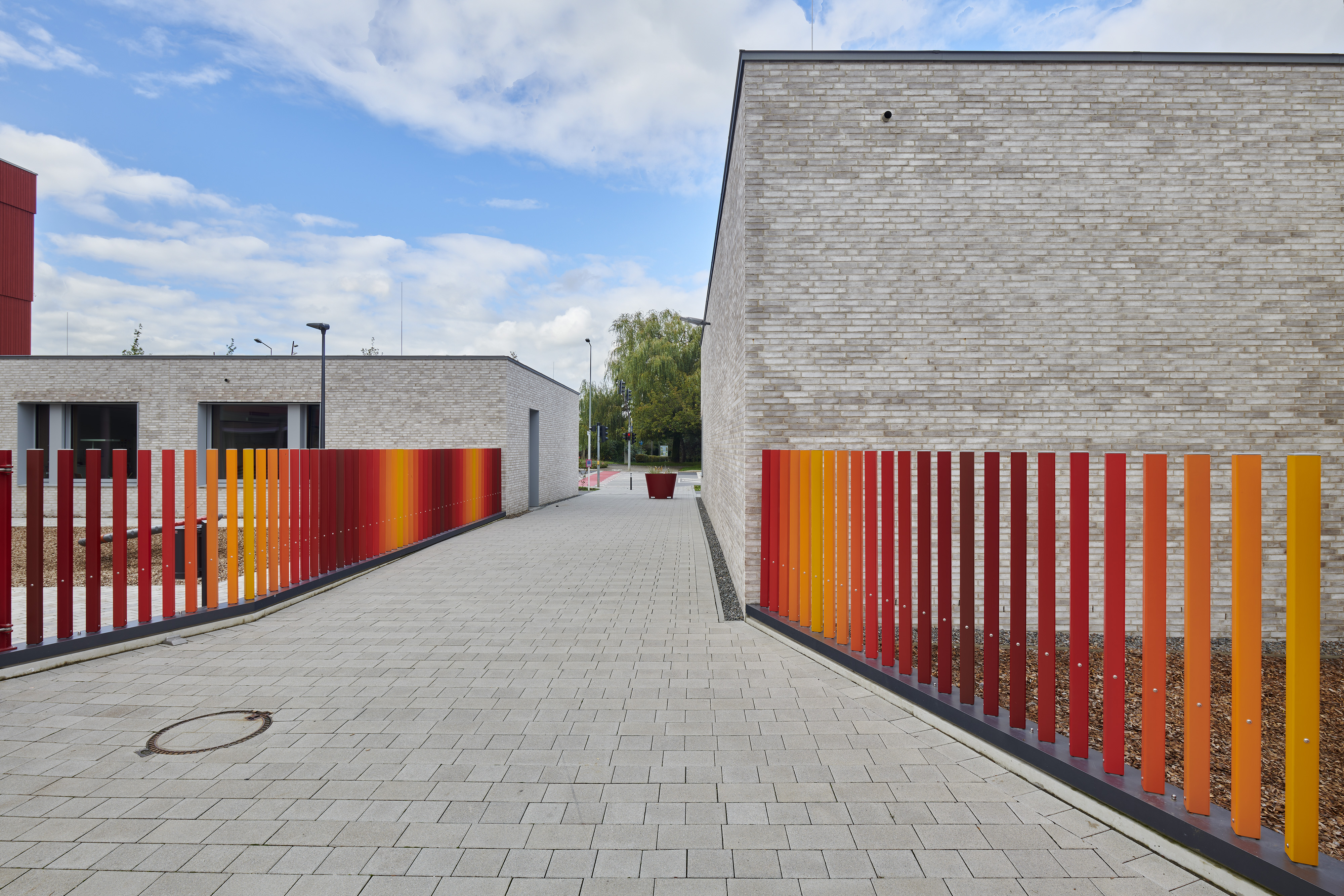 Fotografien Schulkomplex mit Kita und Retentionspark Wobrécken, Esch an der Alzette, Esch-sur-Alzette — Blick 10
